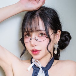 啵啵絲 的的頭像