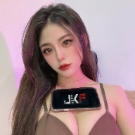 蔓蔓醬 的的頭像