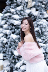Angela 的的頭像