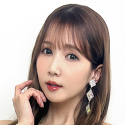 友田彩也香 的頭像