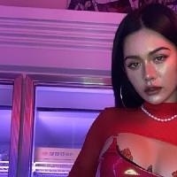 violet茜茜 的的頭像