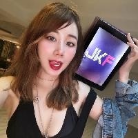 榆家Angela 的的頭像